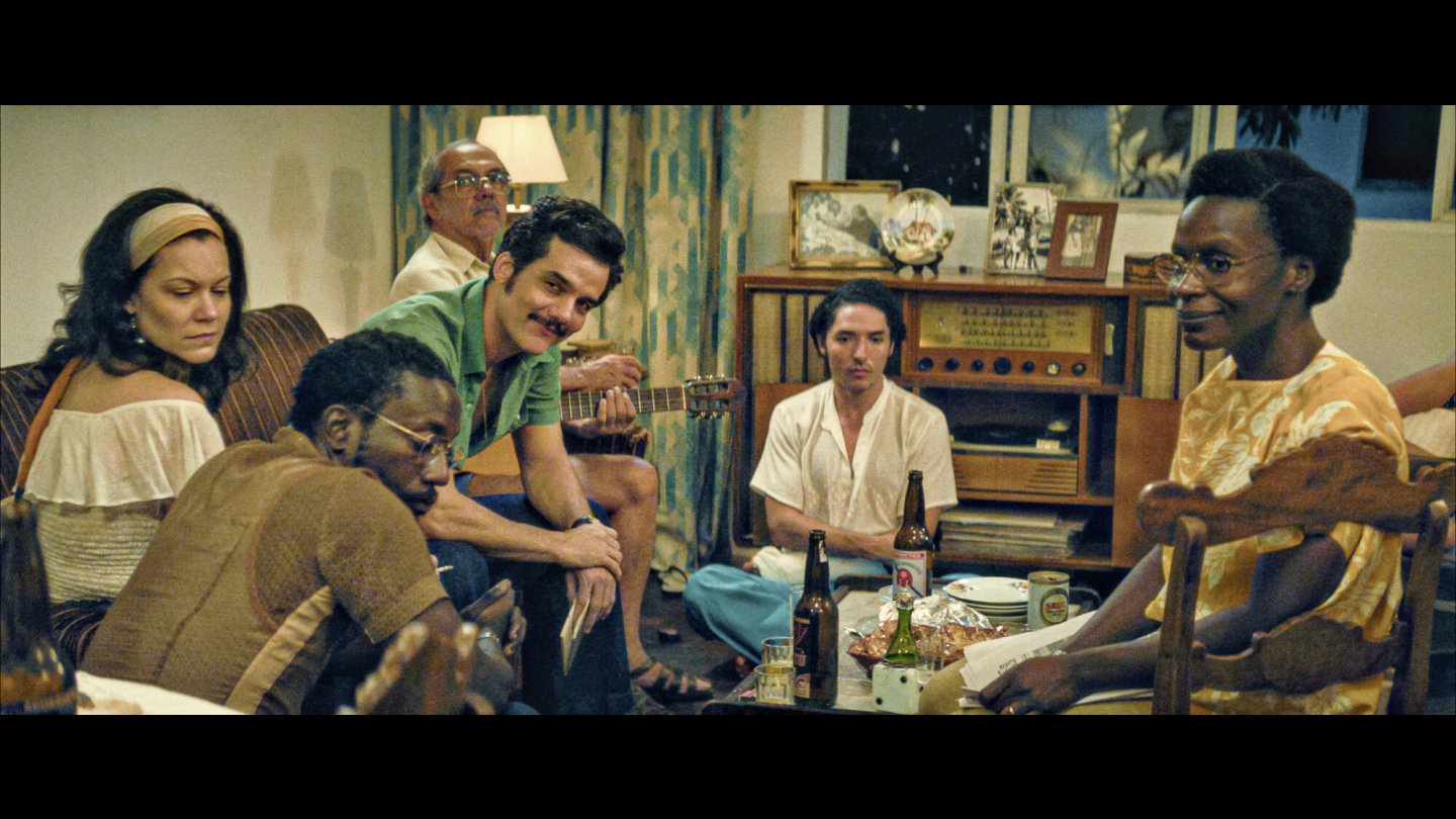 Filmstill von O AGENTE SECRETO