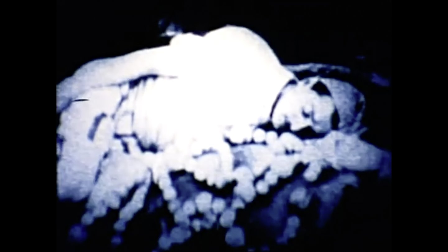 Filmstill of The Exquisite Hour