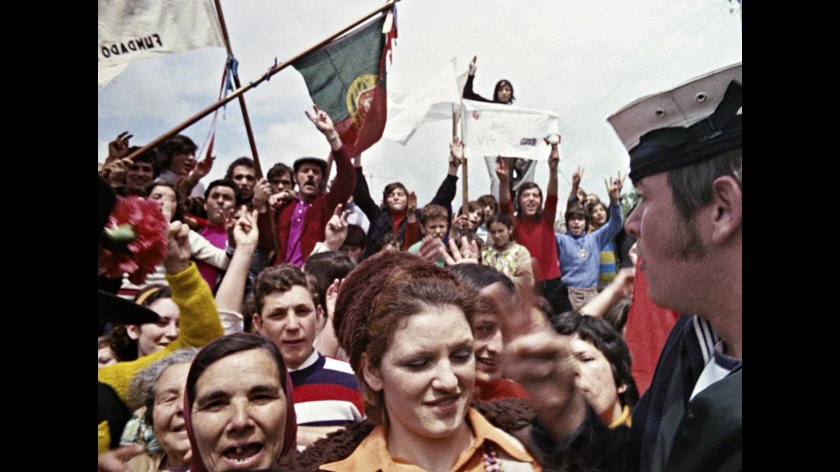 SCENES FROM THE CLASS STRUGGLE IN PORTUGAL | Bild: Volker Pantenburg
