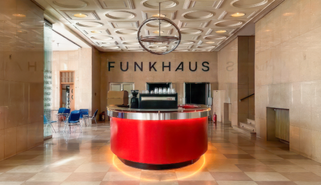 Viennale Zentrale Fuknhaus