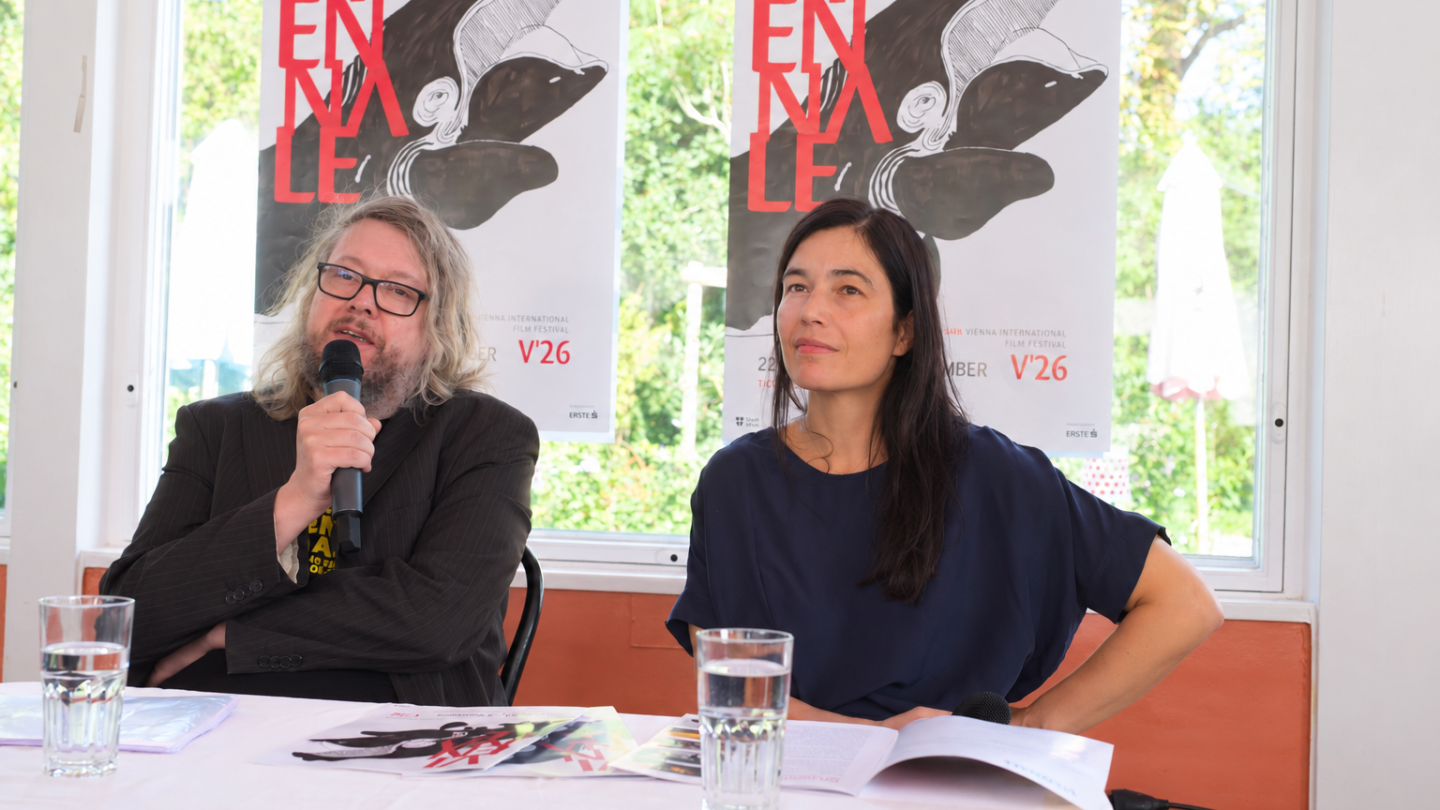 Ein Foto von Christoph Huber und Eva Sangiorgi.