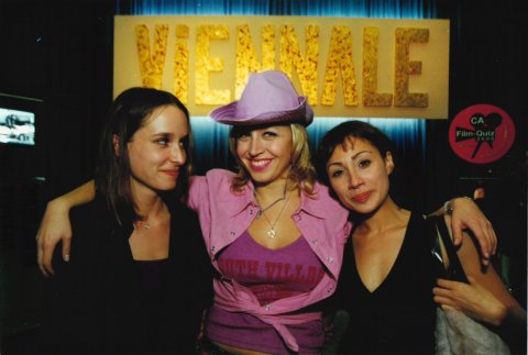 Mirjam Unger, Nina Proll, Sonja Romei für TERNITZ TENNESSEE bei der Viennale 2000