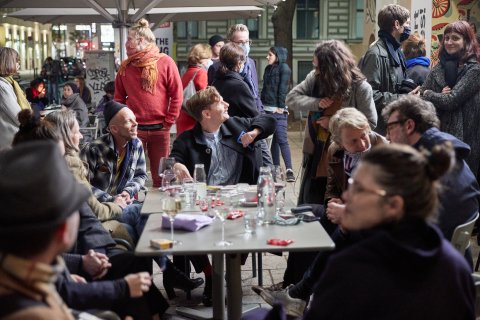 Viennale Publikum vor dem Stadtkino / Viennale Audience in front of the Stadtkino