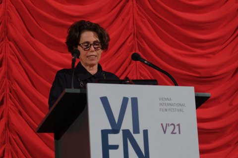 Geschäftsführerin Eva Rotter bei der Eröffnung der Viennale 2021 | Managing Director Eva Rotter at the Opening of the Viennale 2021