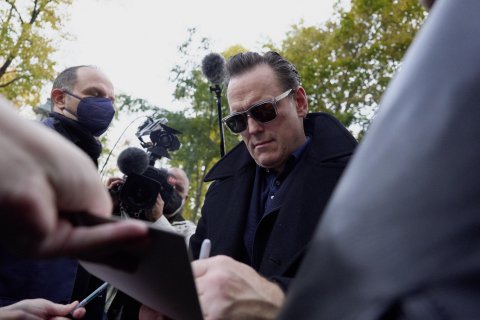 Matt Dillon (LAND OF DREAMS) kommt am Gartenbaukino an | Matt Dillon (LAND OF DREAMS) arrives at Gartenbaukino