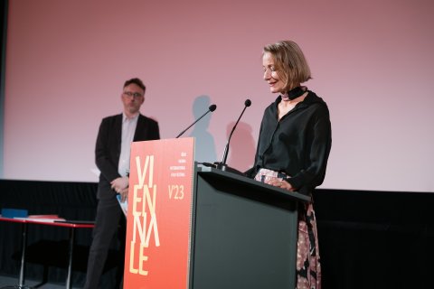 Moderation Norman Shetler und Leiterin Sponsoring der Erste Bank und Jurysprecherin Ruth Goubran