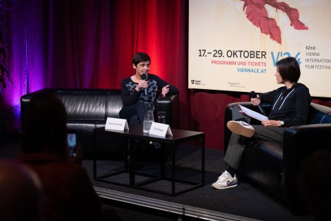 Gespräch mit Rusudan Glurjidze (ANTIKVARIATI), Moderation Pia Hierzegger, Viennale Zentralino