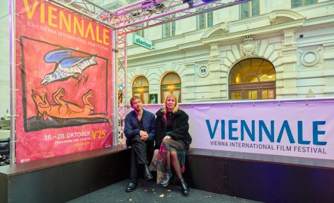 Levin Peter und Elsa Kremser (WHITE SNAIL), Gartenbaukino