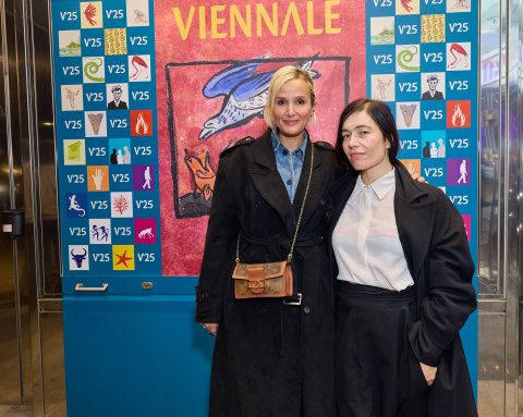 Julia Ducournau (ALPHA) und Festivaldirektorin Eva Sangiorgi, Gartenbaukino