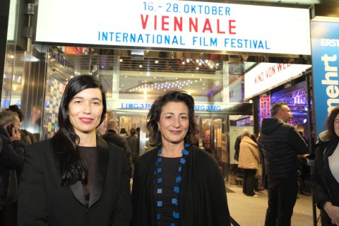 Festivaldirektorin Eva Sangiorgi und Kulturstadträtin Veronica Kaup-Hasler, Gartenbaukino