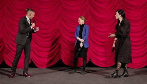 Florian Moser (Bildungsdirektion für Wien) Elke Larcher (stellvertretende Abteilungsleiterin der Abteilung Lehrausbildung und Bildungspolitik der AK Wien) und Festivaldirektorin Eva Sangiorgi, AK Screening KAJ TI JE DEKLICA, Gartenbaukino