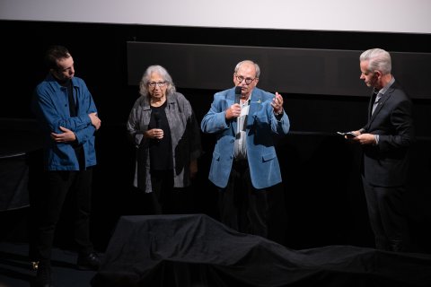 Yoni Brook, Chaya Beinin, Yehuda Beinin (HOLDING LIAT) und Moderation Neil Young, Filmmuseum