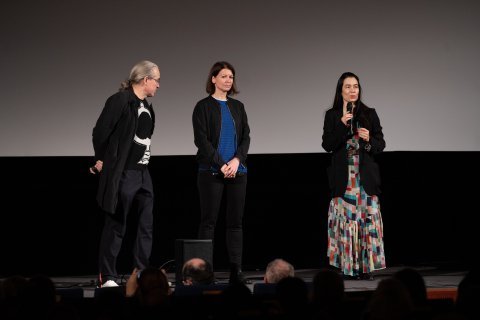 Günther Bernhard (Wien Modern), Katharina Egger (Sponsoring Erste Bank) und Festivaldirektorin Eva Sangiorgi bei der Vermehrt Schönes! Filmmatinee der Erste Bank