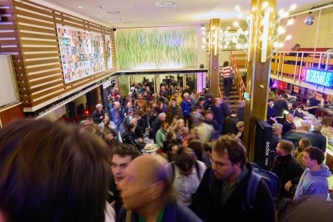 Screening DIE ANDERE SEITE, Gartenbaukino