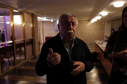 Wolf Biermann (BIERMANN), Gartenbakino