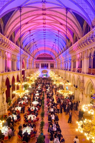 Eröffnungsfest, Rathaus