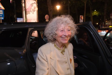 Ulrike Ottinger (DIE BLUTGRÄFIN), Gartenbaukino