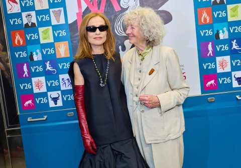 Isabelle Huppert und Ulrike Ottinger (DIE BLUTGRÄFIN), Gartenbaukino