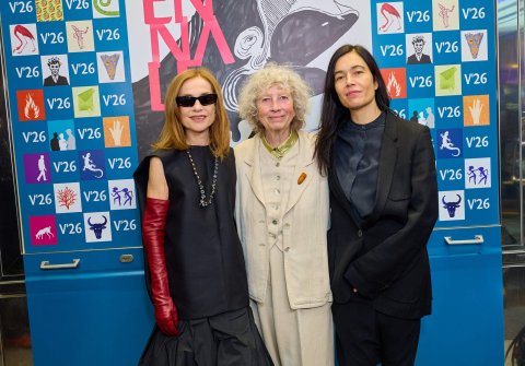 Isabelle Huppert, Ulrike Ottinger (DIE BLUTGRÄFIN) und Festivaldirektorin Eva Sangiorgi, Gartenbaukino