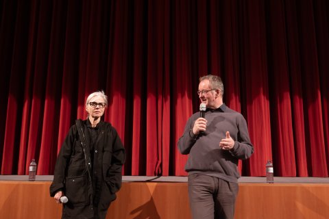 Angela Schanelec (MEINE FRAU WEINT) und Moderation Bert Rebhandl, Urania