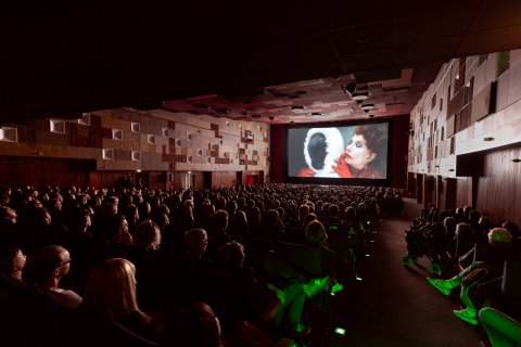 DIE BLUTGRÄFIN, Gartenbaukino
