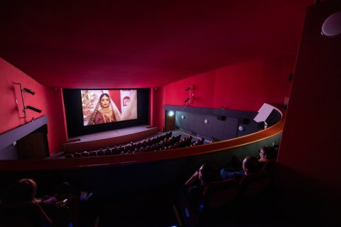 Screening THE DIFFICULT BRIDE, Urania