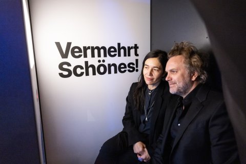 Festivaldirektorin Eva Sangiorgi und Florian Zeller (BUNKER), Gartenbaukino