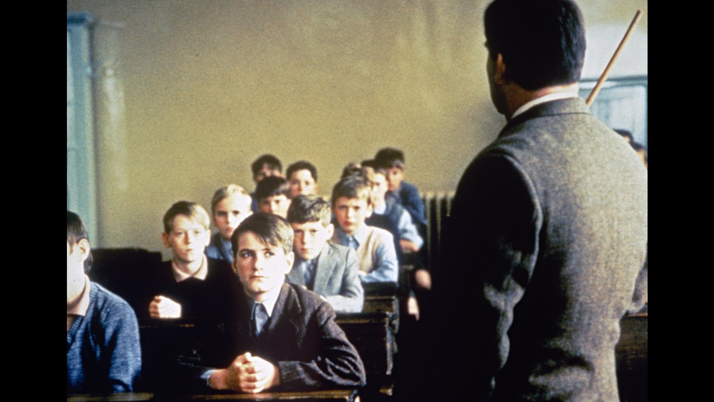 Image of movie THE LONG DAY CLOSES