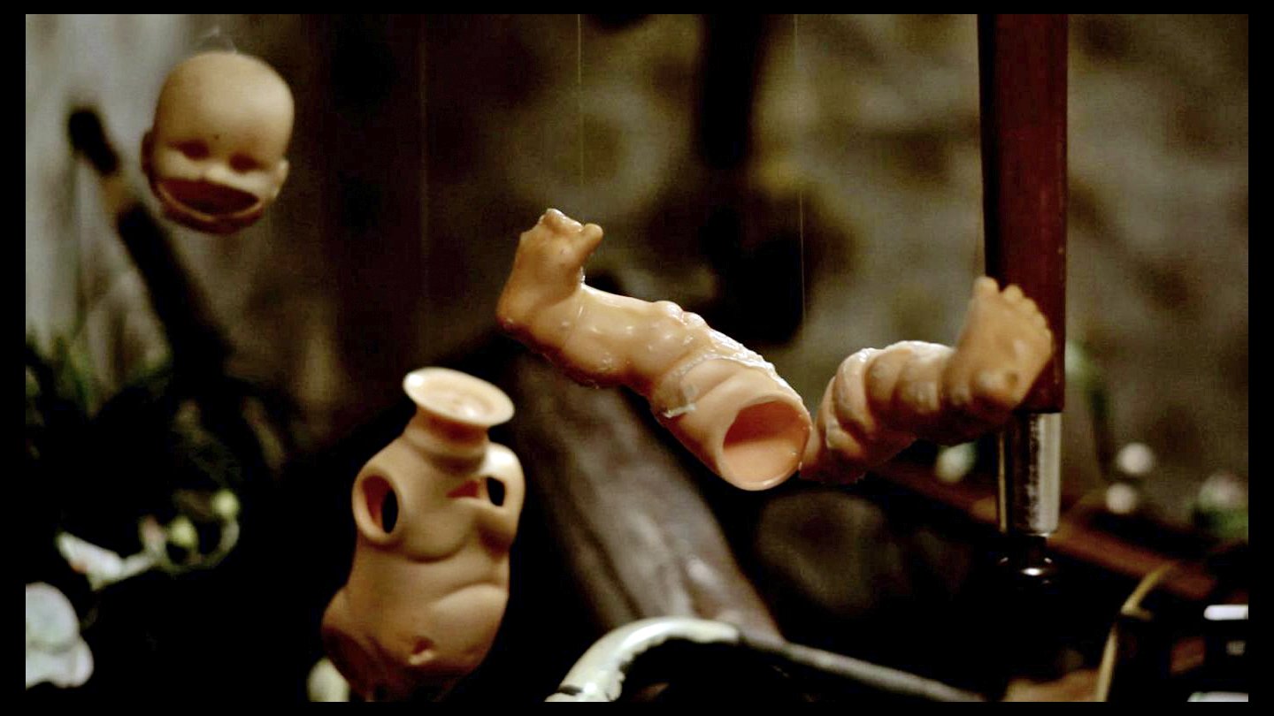 Image of movie Sieben Mal am Tag beklagen wir unser Los und nachts stehen wir auf, um nicht zu träumen