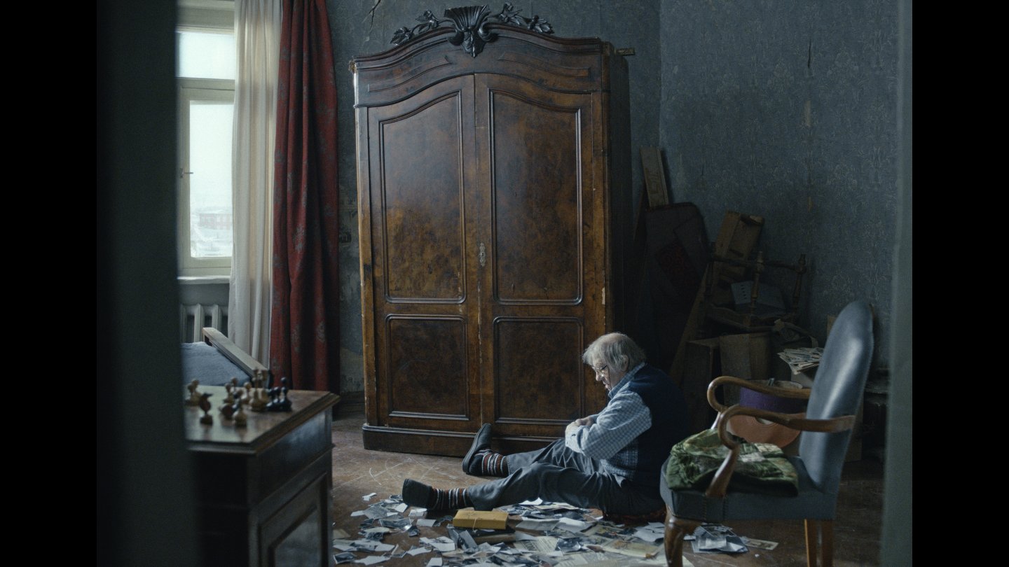 Image of movie Antikvariati