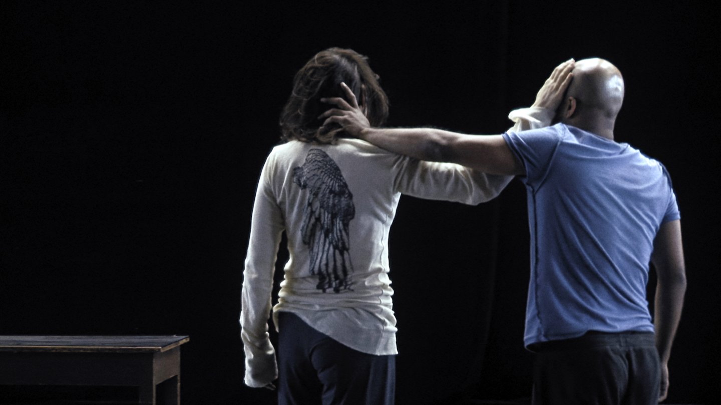Filmstill of In-I In Motion