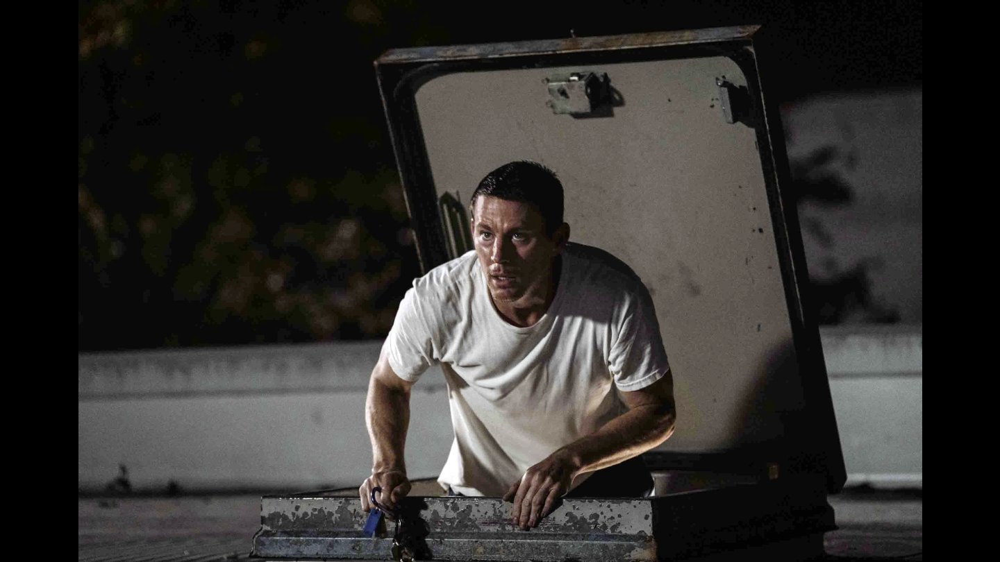 Filmstill of Roofman