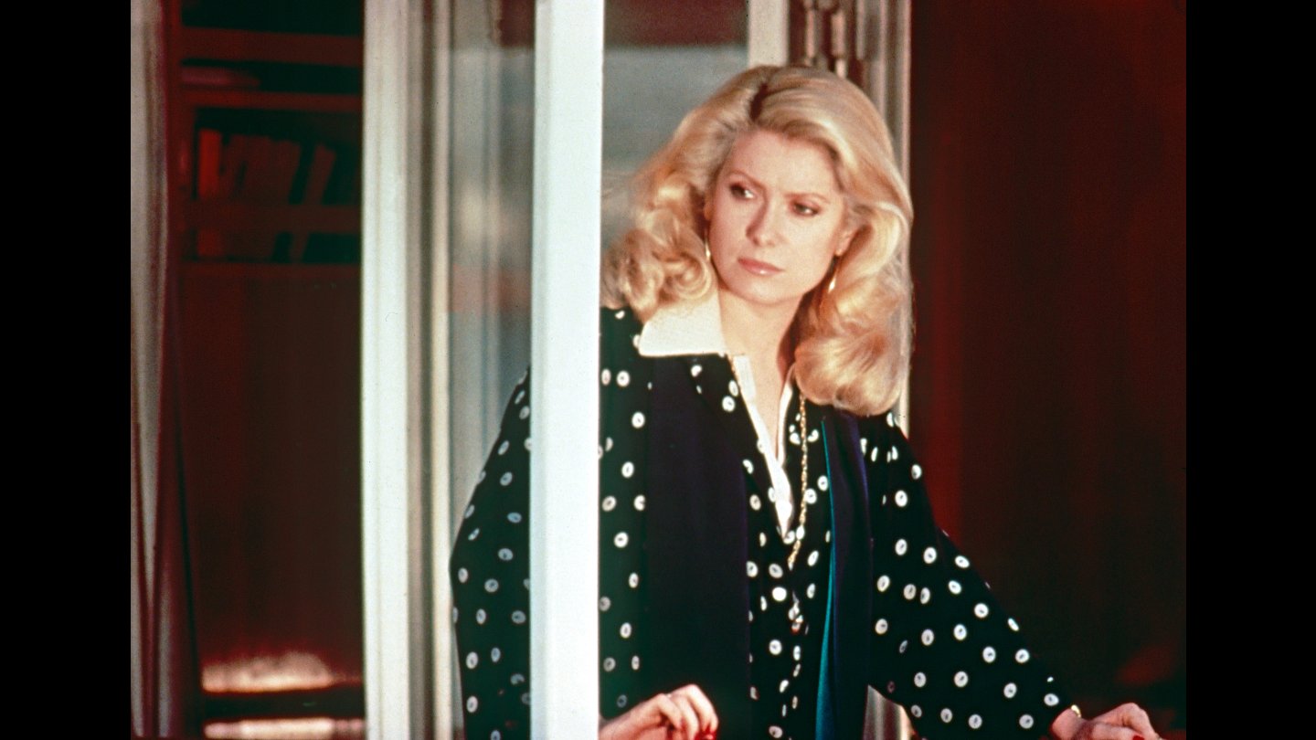 Filmstill of Hustle