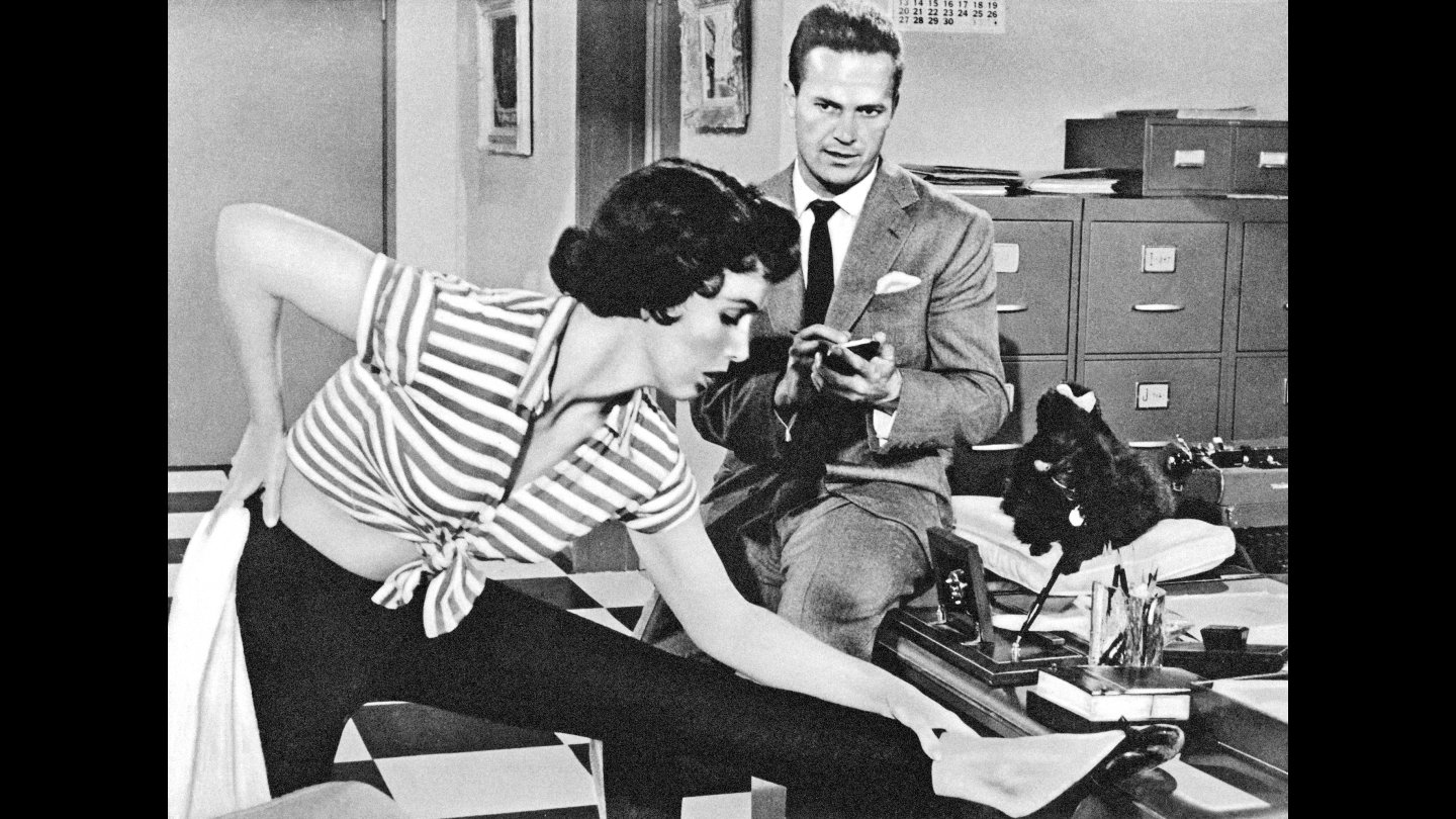 Filmstill of Kiss Me Deadly