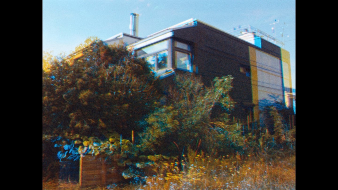 Filmstill of Leaving Light