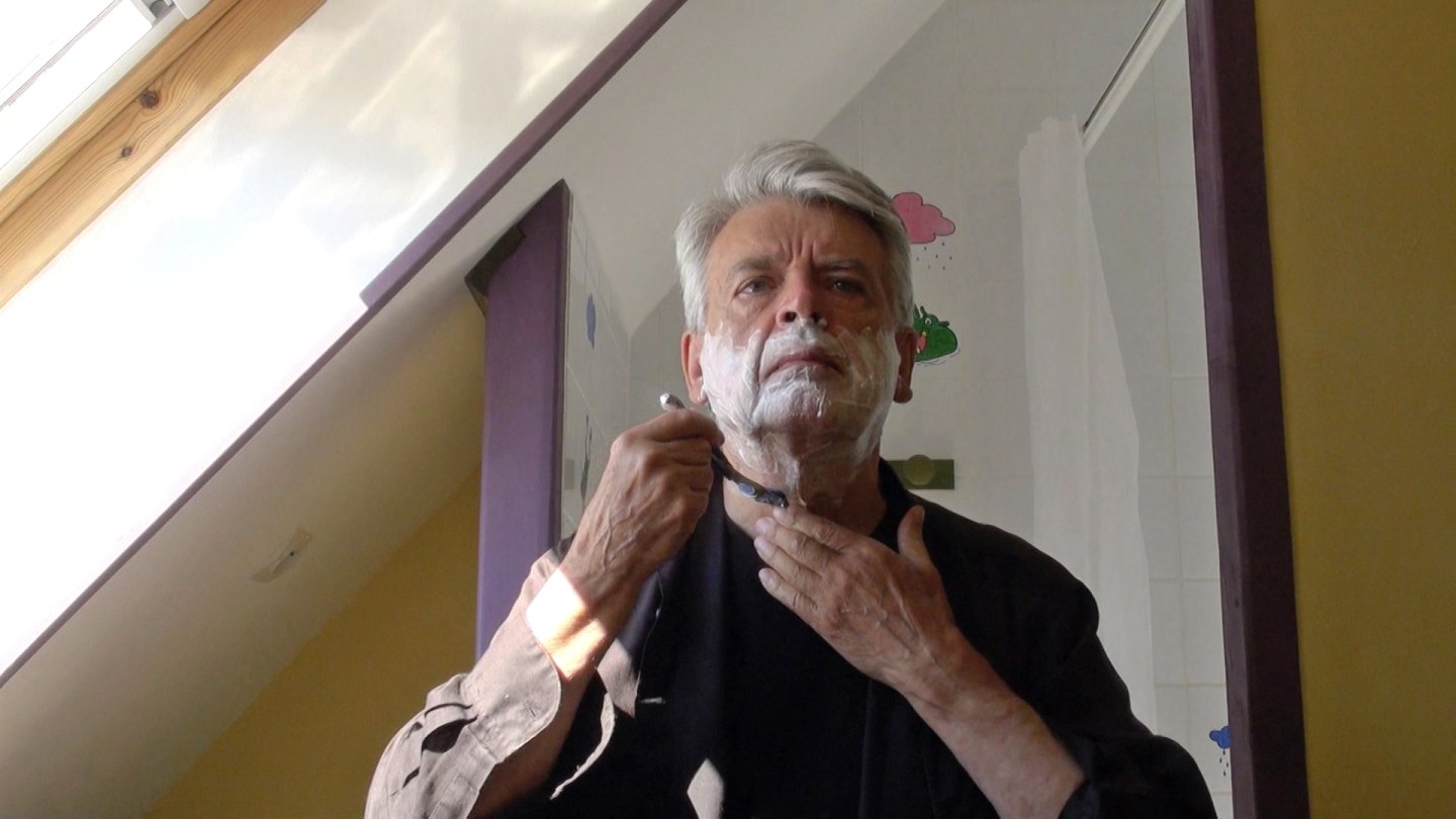 Filmstill of Merci d'être venu
