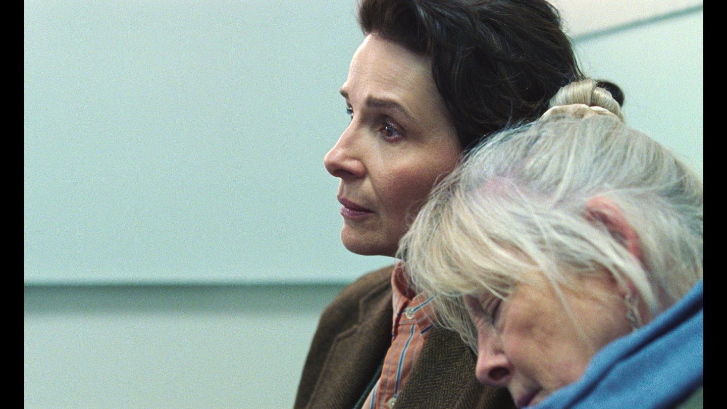 Filmstill of Queen At Sea
