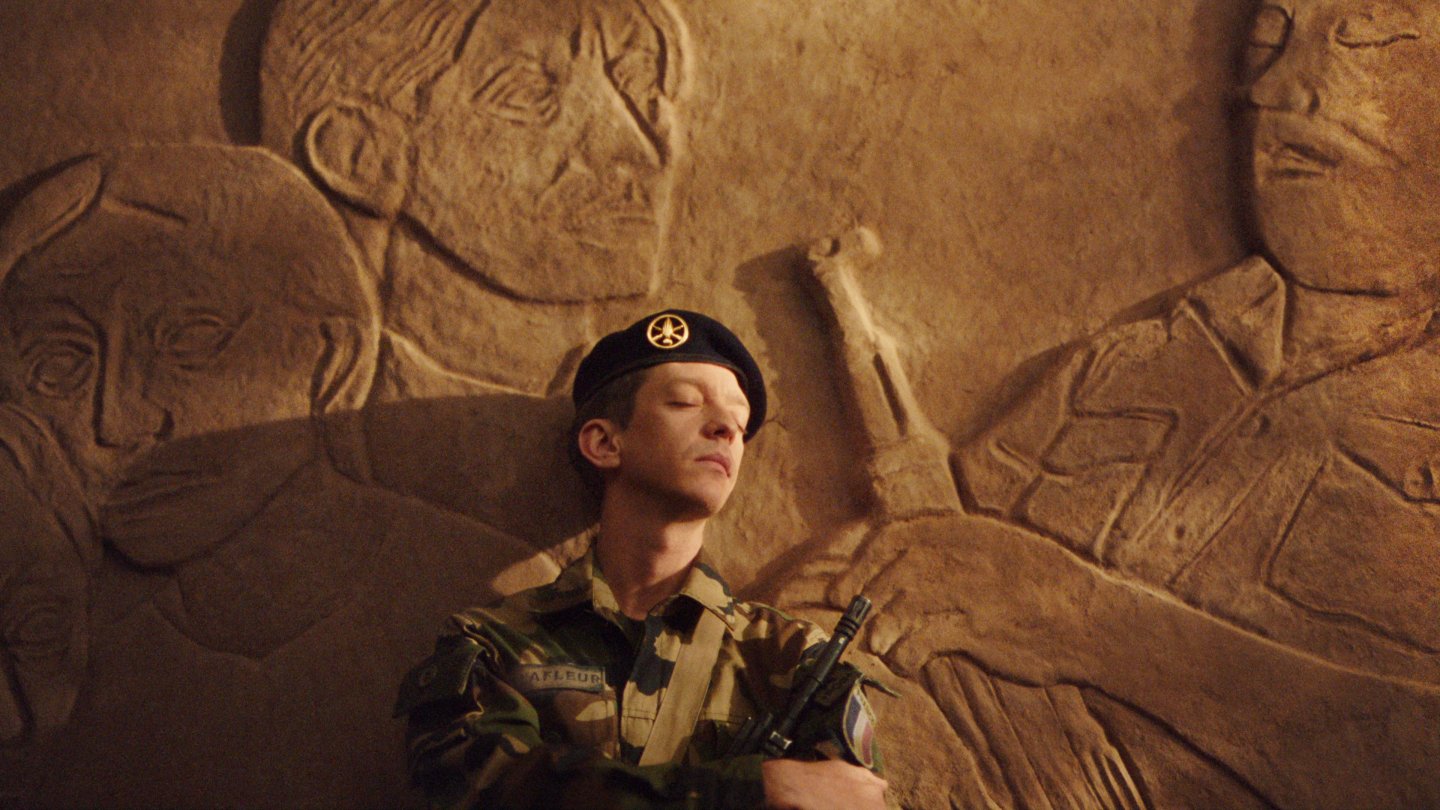 Filmstill of La Sentinelle