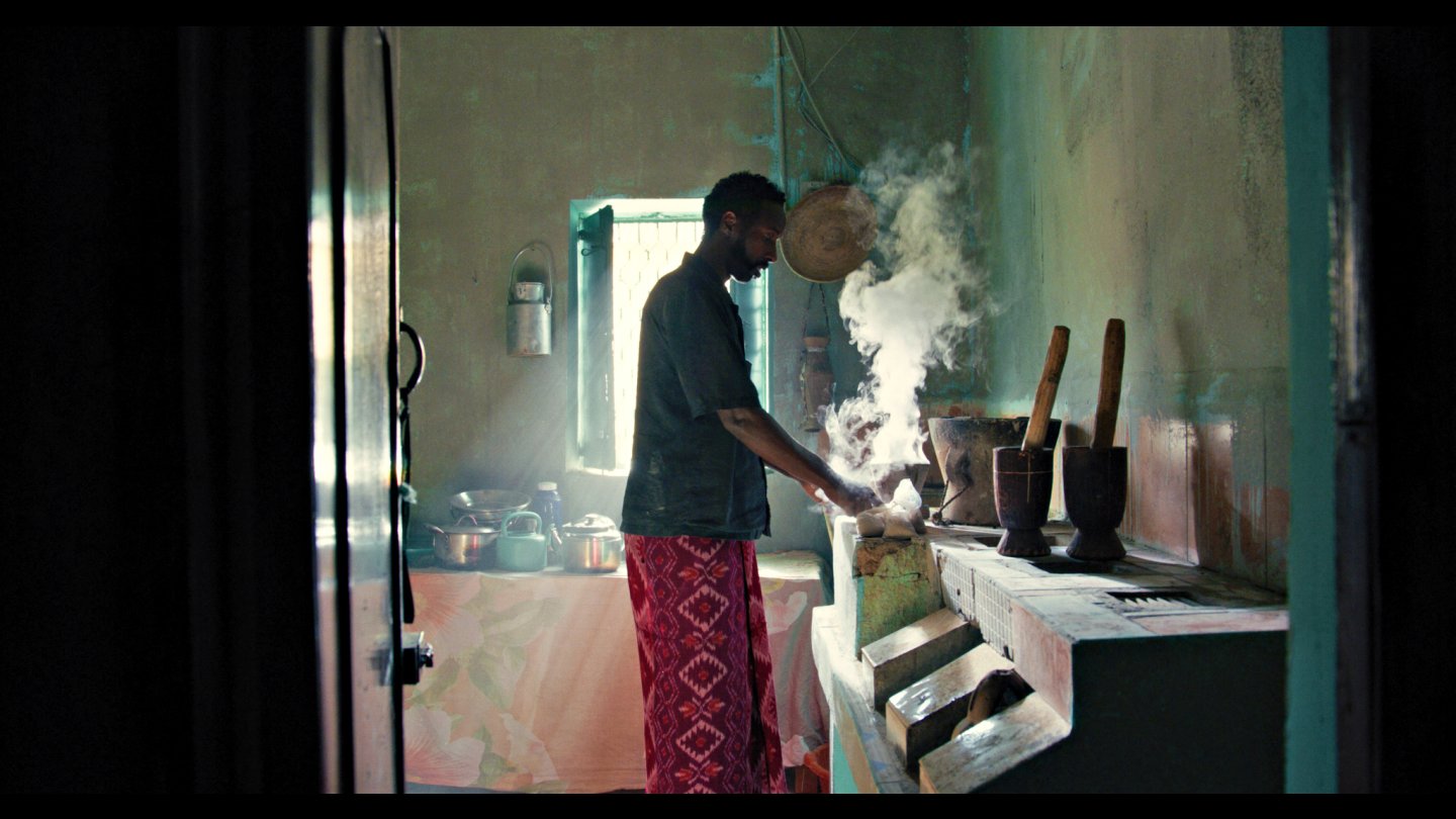 Filmstill of Whispers of a Burning Scent