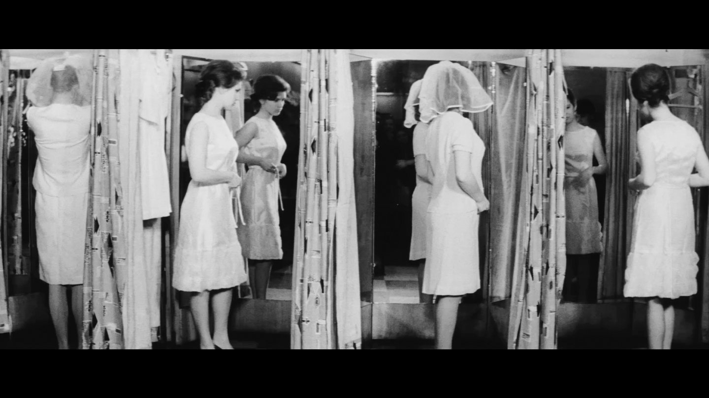 Filmstill of Zemlya lyudey