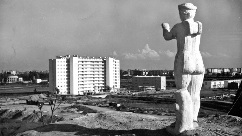 Filmstill of Una giornata nell'archivio Piero Bottoni